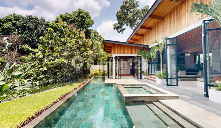 Leasehold - Elegant Riverside Villa with Unique Step-Down Design in Buwit, Bali Leasehold - Elegant Riverside Villa with Unique Step-Down Design in Buwit, Bali