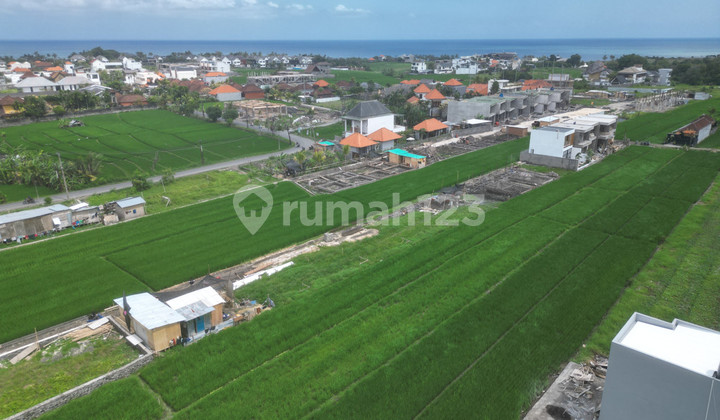 Leasehold - Luxurious 3-Floor Villa Near Cemagi Beach with Rooftop Gazebo and Private Pool