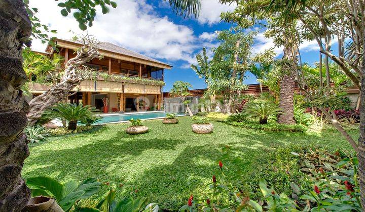 Freehold - Sprawling Luxury Estate with Tropical Gardens and Prime Seminyak Location 2