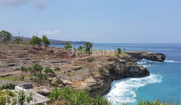 Freehold - Oceanfront Paradise Spectacular Land for Sale on Ceningan Island with Sunset Views 2