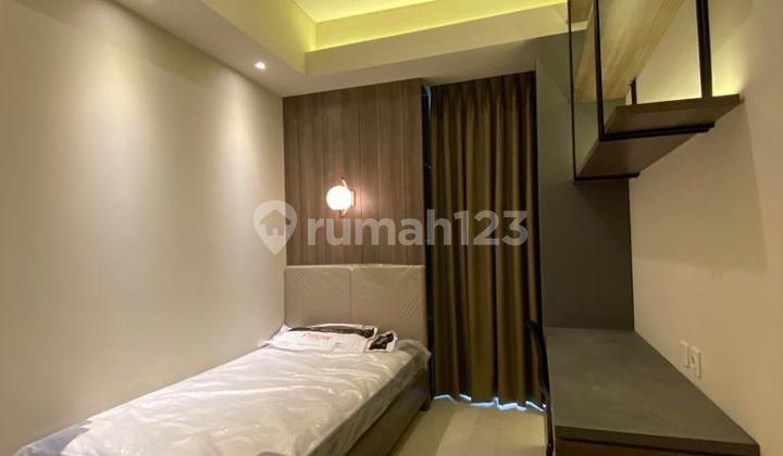 For Rent Apartment Taman Anggrek Residence 3Br, 135M2, Private Lift 2