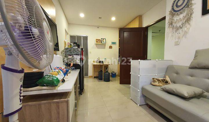 Dijual Apartemen Mediterania Gajah Mada 2BR, 65m2, Semi Furnished 1