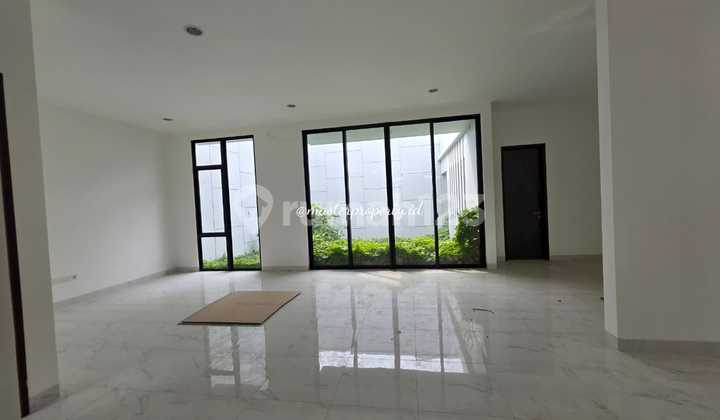 Disewakan Rumah Permata Hijau PIK2 10x20, 2 lantai, Unfurnished 1