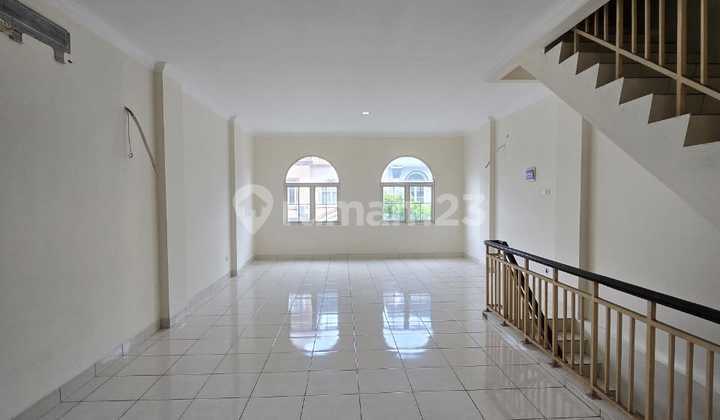 Termurah Jual Ruko PIK1 Cordoba 5x12,5, sudah sertifikat