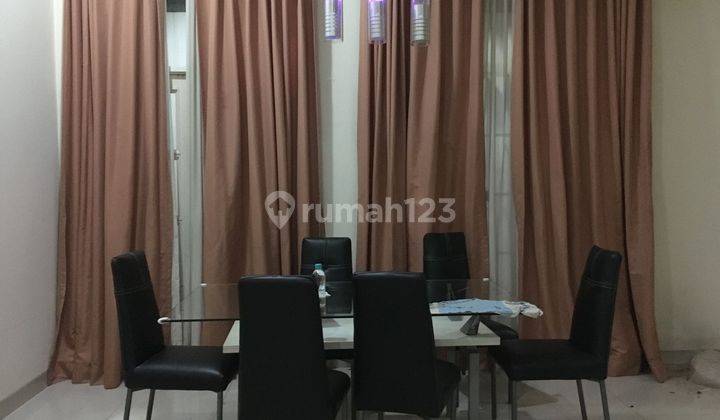 Disewakan Rumah Layar Permai Pik 10 X 15, 2,5 Lantai, Semi Furnish 1