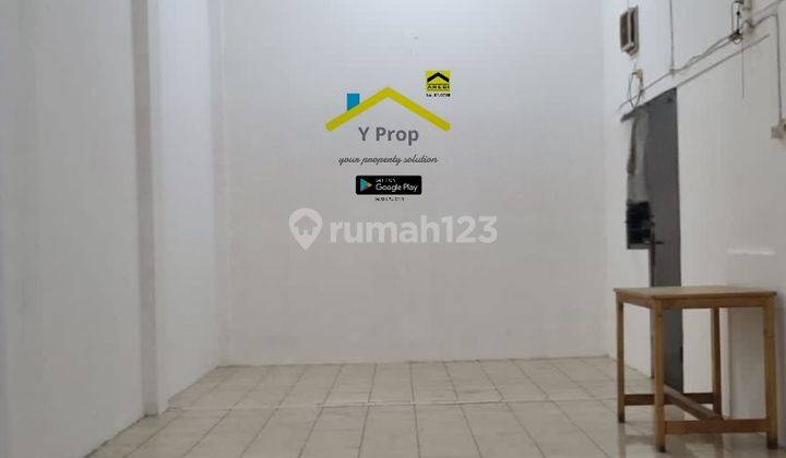 Disewa Rumah di Dr Susilo, Grogol, Lt.5x25, 3 Lantai, Kt.7, Jakarta Barat 8