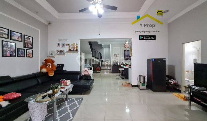 Disewa Rumah di Puri Indah, Kt4+1, LB 320m², 3 Lantai, Jakarta Barat 1