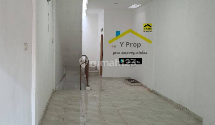 Dijual Rumah di Petojo, Lb. + 150m2, 3 Lantai, Jakarta Pusat 1