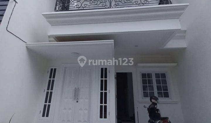 Rumah Minimalis Dalam Komplek Prumahan Murah Bagus Siap Huni Dekat Ke Toll Becakayu, Dekat Ke Jalan Raya Utama Pondok Kelapa Duren Sawit Jakarta Timur. 1