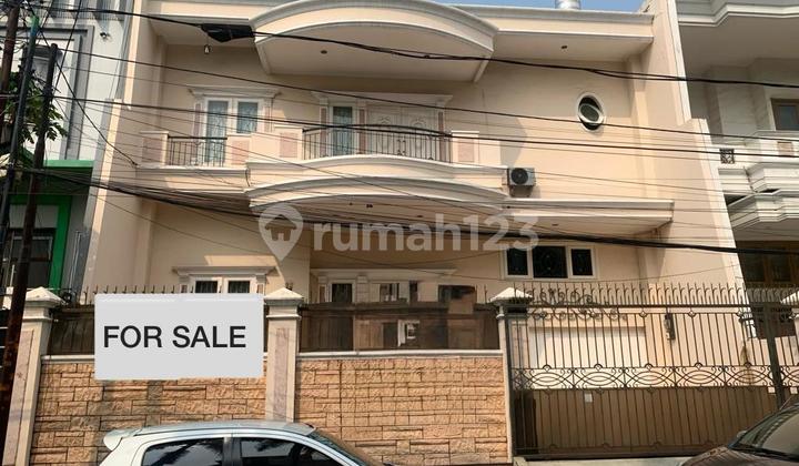 Dijual Rumah 2 Lantai di Pluit Barat - Jakarta Utara Dijual Rumah 2 Lantai di Pluit Barat - Jakarta Utara