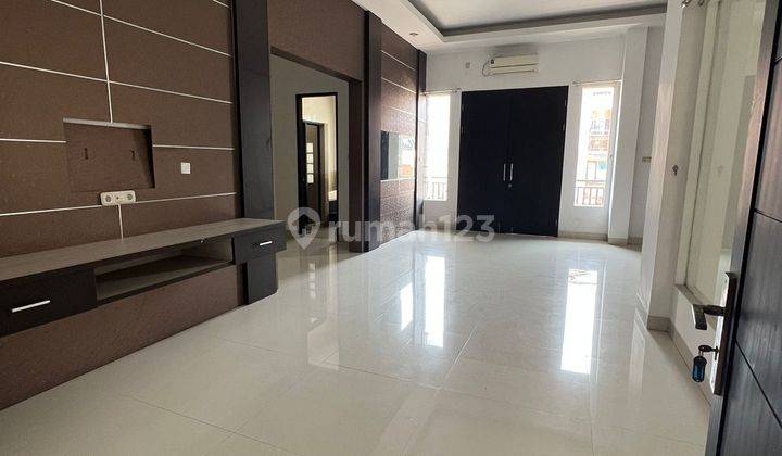 Dijual Rumah di Pluit 13x25 3 Lt Minimalis 2