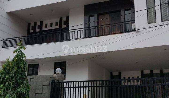 Dijual Rumah di Pluit 13x25 3 Lt Minimalis 1