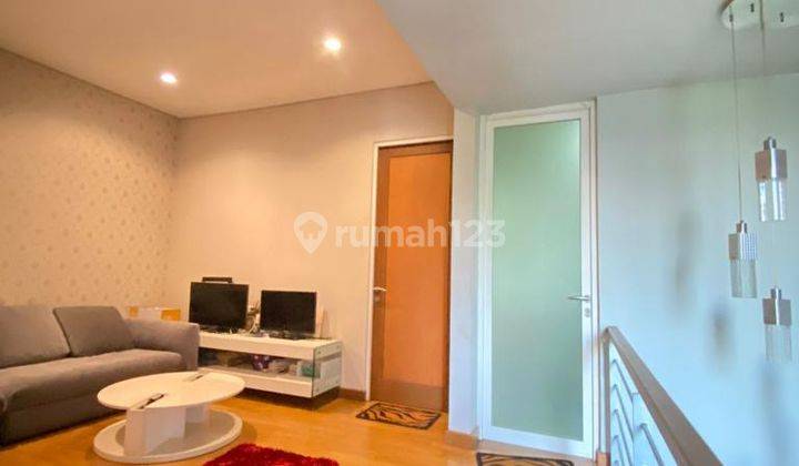 Dijual Rumah Grisenda 6x18m 3 Lantai Full Turun Harga 3