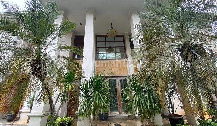 Dijual Rumah di Kebayoran Baru Jaksel Lt 709m 2 Lantai SHM 1