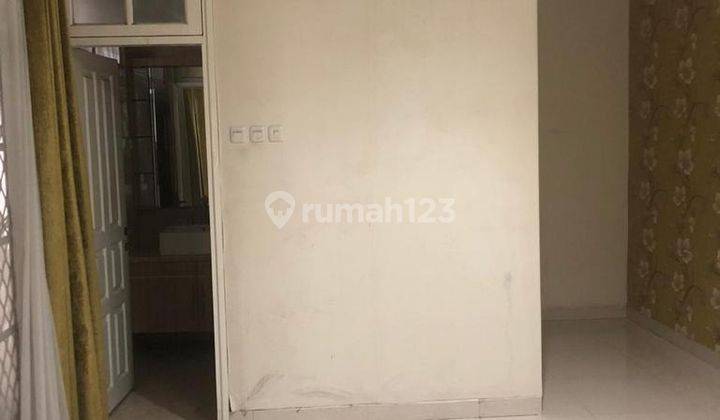 Dijual Rumah Bagus Siap Huni Taman Ratu, Kedoya Jakbar Jl Taman Ratu Kedoya Jakbar Lt 195m Lb 250m 2