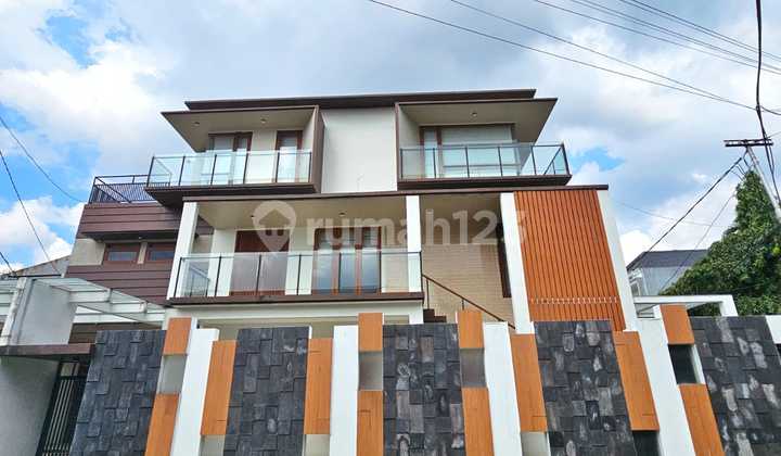 Dijual Rumah Pondok Indah Estate Lt 241 Lb 350m, SHM Ada Swimming Pool 2