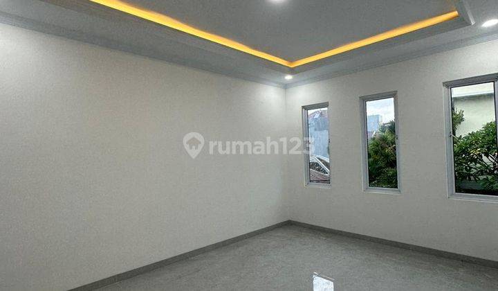 Di Jual Rumah Siap Huni di Muara Karang 8x15 2,5lt Brand New Minimalis 2