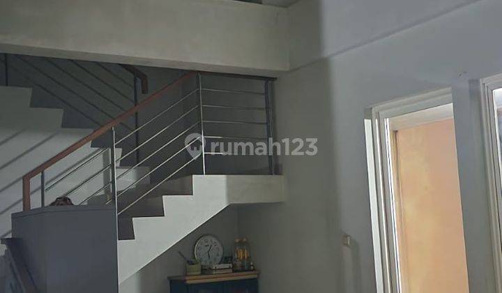 Dijual Perumahan Taman Grisenda Lt 8x18m2 3 Lantai Kondisi Standar 2