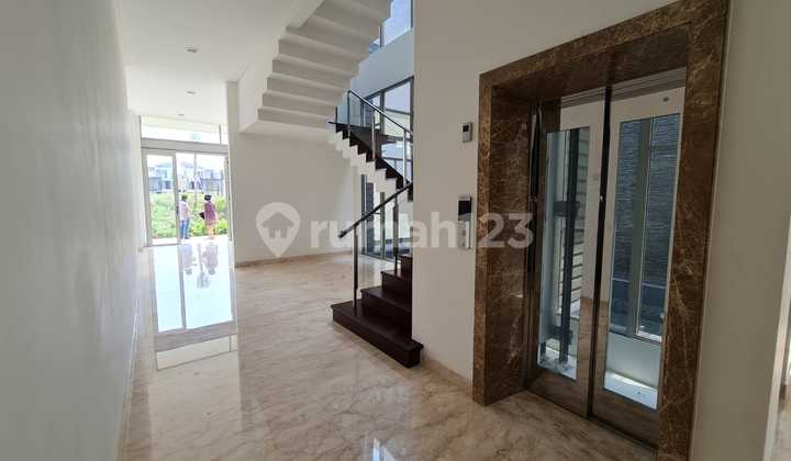 Dijual Rumah Mewah Termurah Di Mozart Golf Island View Golf - Pik 2