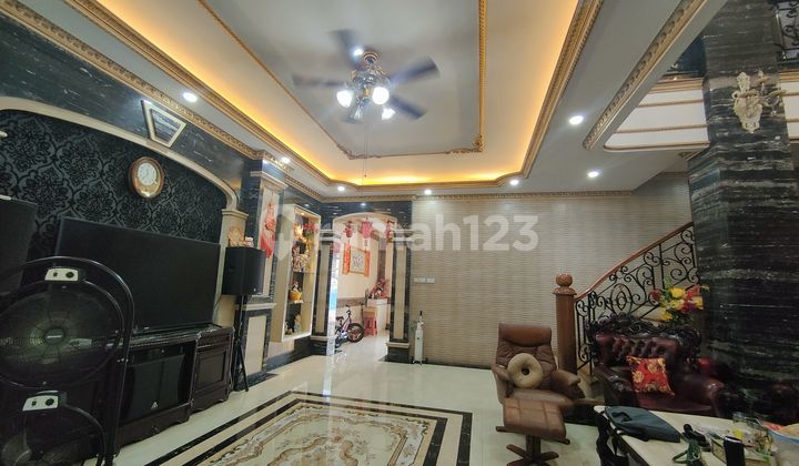 For Sale Classic Modern Luxury House in Pantai Indah Kapuk - North Jakarta