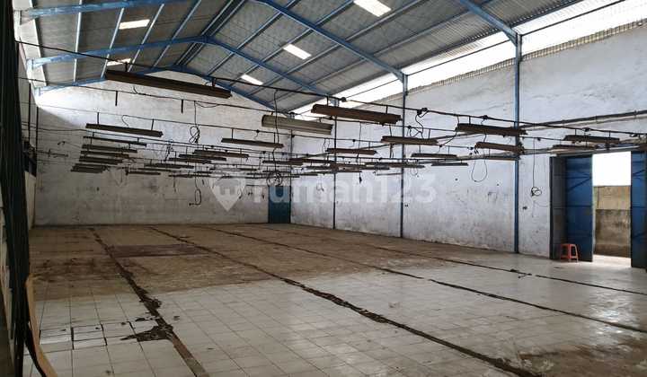 Warehouse for Rent in Kapuk Kamalmuarakayu Besar Warehouse for Rent in Kapuk Kamalmuarakayu Besar