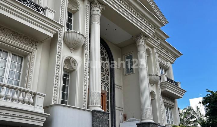 For Sale Ebony Golf PIK House Hot Exclusive Item - North Jakarta