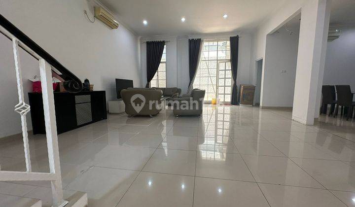 Rumah Layar Permai 10x23 Pantai Indah Kapuk Full Furnished  1