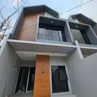 Rumah Brand New Meruya Selatan Luas 100m2 Bagus SHM Jakarta Barat 1