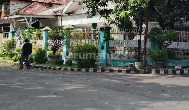 Hook House Double Way Suitable for Clinics Boarding Houses 2