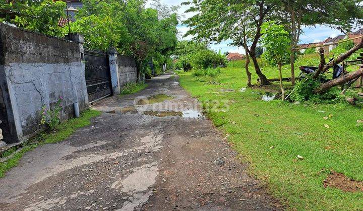 Land for sale located on Jalan Tukad Pancoran West Denpasar 1