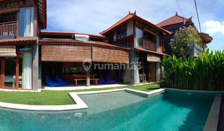 Dijual Villa Lokasi Semer Kerobokan Kuta Utara 1