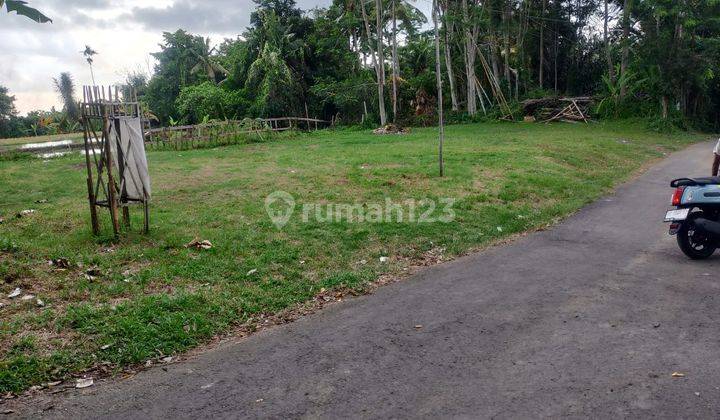 Land for sale in Akah Kelungkung Village 2