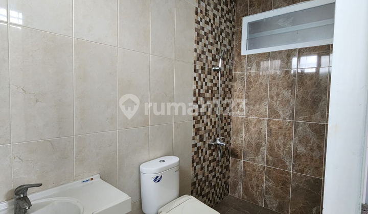 Dijual Rumah Baru Di Greenville 2