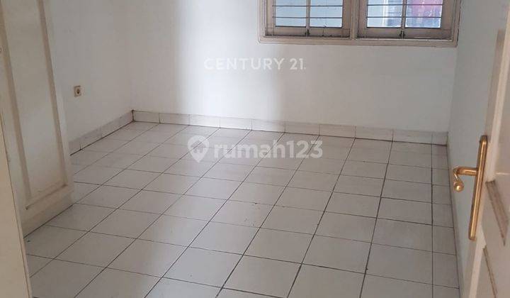 Jual Rumah 2 Lantai Taman Ratu Jakarta Barat 2