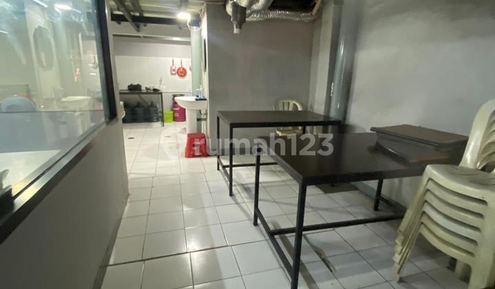 Ruko 2.5 Lantai Pasar Minggu Raya Eks Kost dan Dapur Jual Murah Ruko 2.5 Lantai Pasar Minggu Raya Eks Kost dan Dapur Jual Murah