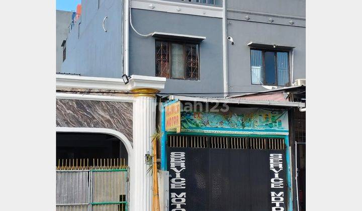 Disewakan Ruko 3 lantai Pinggir jalan Area cengkareng Jakbar 1