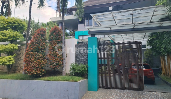 Ready-to-Use Shop House on Jl. Raya Nglames Madiun 2