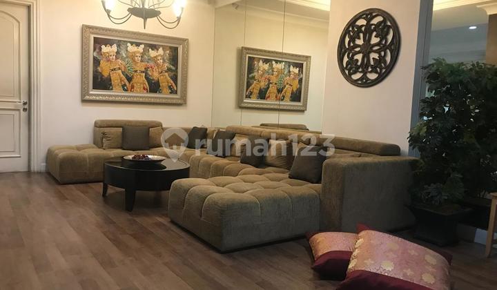 Dijual Rumah Mewah Cakep Furnished di Alam Sutera