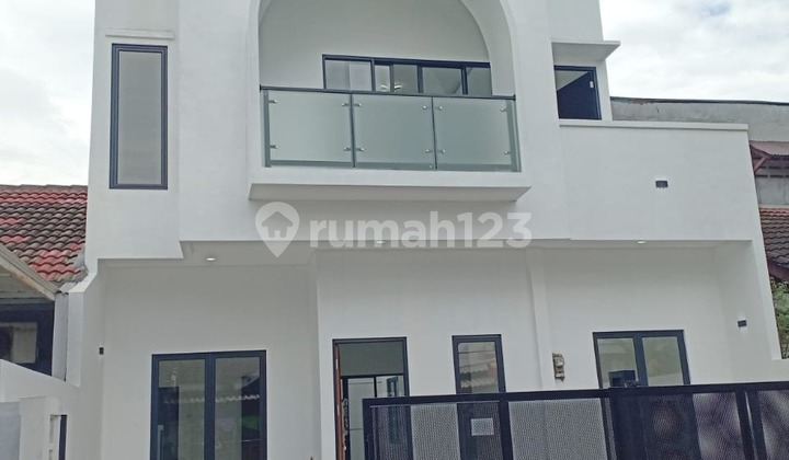 Rumah 2 Lantai Brand New di Kencana Loka Bsd