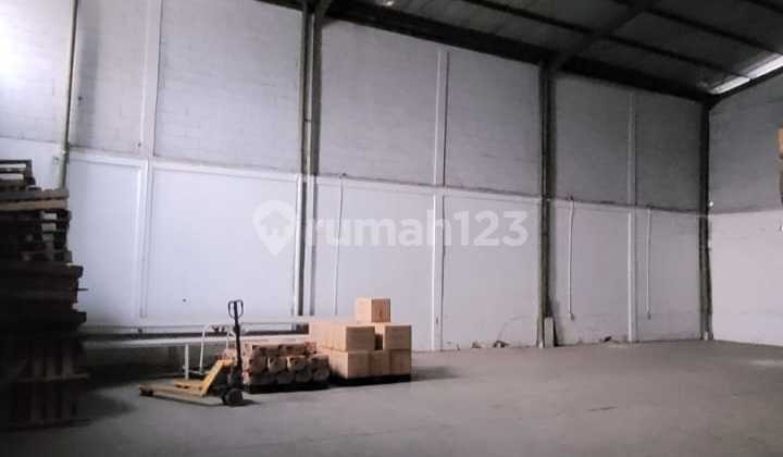 Warehouse for Rent Ready to Use in Taman Tekno BSD Warehouse for Rent Ready to Use in Taman Tekno BSD