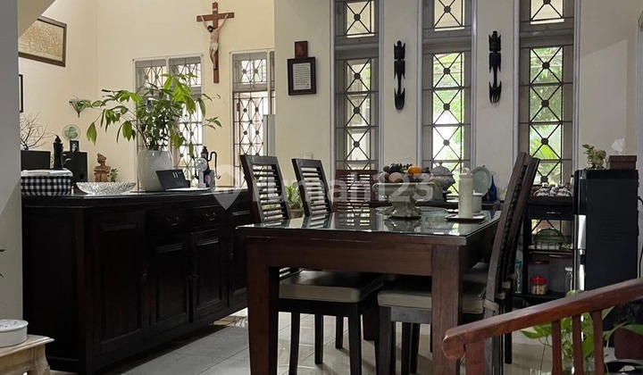 Asri House in Alam Sutera with 2 Open Gardens 2