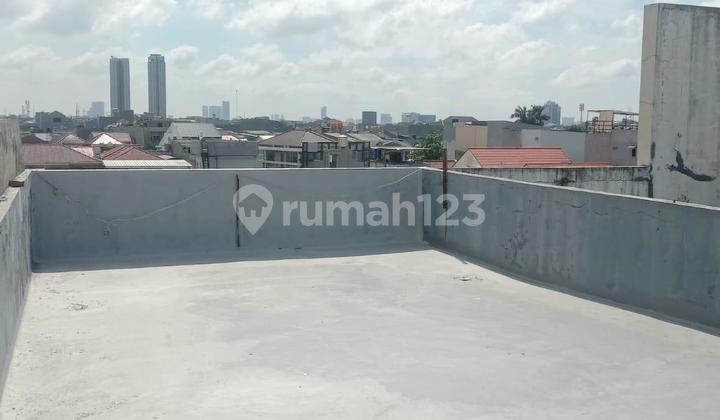 Ruko 4 lantai Siap pakai di Green Ville,  lokasi strategis 2
