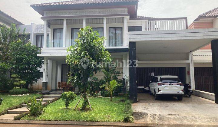 Rumah Mevvah Alam Sutera dengan Pool Pribadi 1