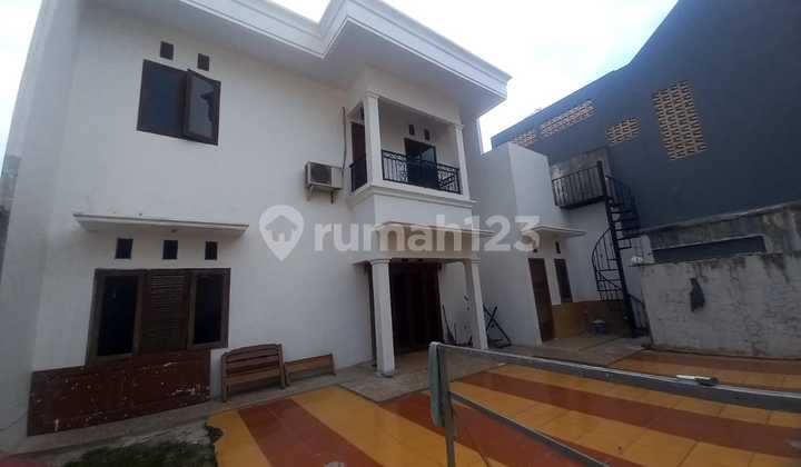 Rumah dim Pondok Kelapa Billymon Dalam Komplek Strategis Rumah dim Pondok Kelapa Billymon Dalam Komplek Strategis