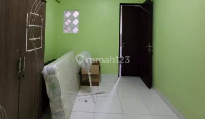 Dijual Cepat bu Rumah Secondary Masih Fres Dalam Town House One Gate System Lokasi Strategis Di Pondok Bambu Jakarta Timur 2