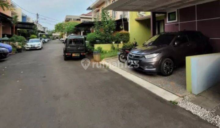 Dijual Cepat bu Rumah Secondary Masih Fres Dalam Town House One Gate System Lokasi Strategis Di Pondok Bambu Jakarta Timur 1