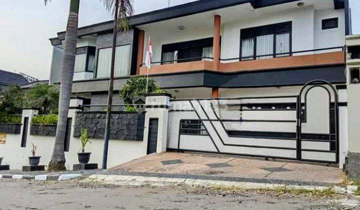 Rumah Cantik di Cinere Depok Dalam Komplek Elit Siap Huni Keamanan 24 Jam  1