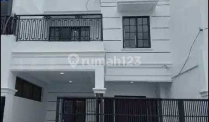 Rumah Dalam Komplek Pondok Kelapa Lokasi Strategis Dekat ke Jalan Raya , Tol Becakayu, Akses Bebas Banjir di Pondok Kelapa Duren Sawit Jakarta Timur Rumah Dalam Komplek Pondok Kelapa Lokasi Strategis Dekat ke Jalan Raya , Tol Becakayu, Akses Bebas Banjir di Pondok Kelapa Duren Sawit Jakarta Timur
