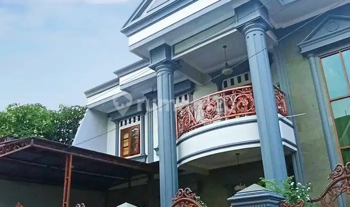 Rumah Mewah Bagus Siap Huni Dalam Cluster Akses ke Lokasi 2 Mobil Lokasi Strategis Dekat ke Jalan Raya Condet , Dekat ke Pgc di Condet Kramat Jati Jakarta Timur 2