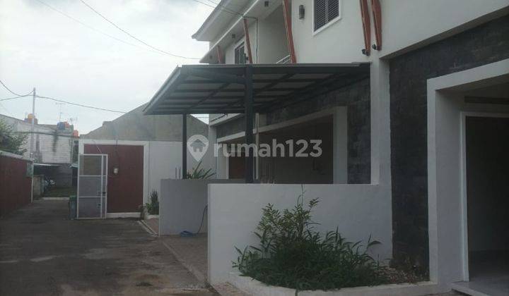 Rumah di Pondok Kelapa Nyaman Dan Tenang Lokasi Strategis Dekat Ke Toll Becakayu Dekat Billymoon Pondok Kelapa 2